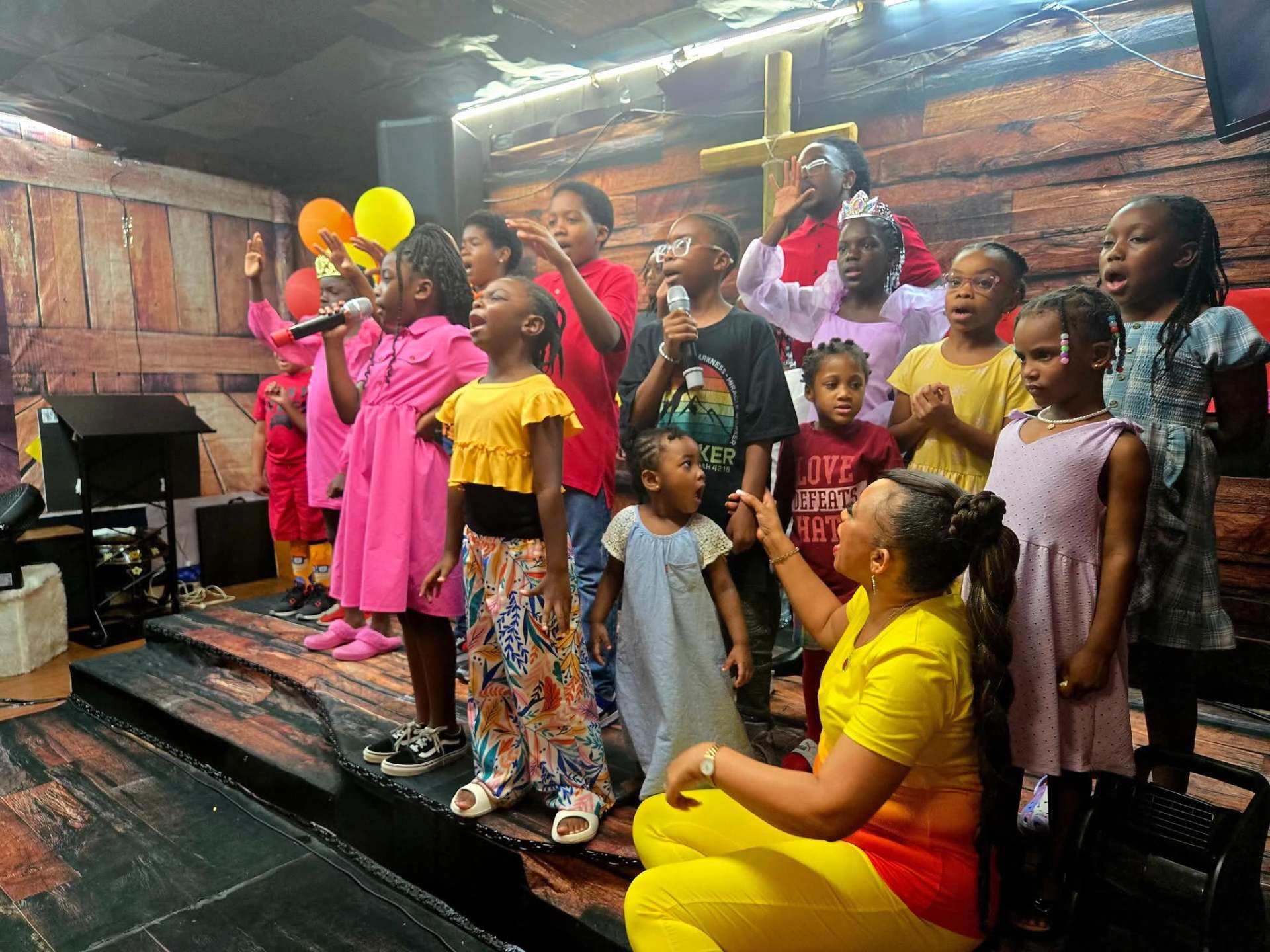 ELEV8TE children's choir worshipping